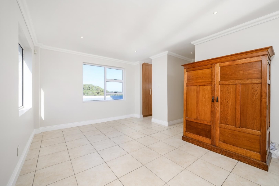 2 Bedroom Property for Sale in Humewood Eastern Cape